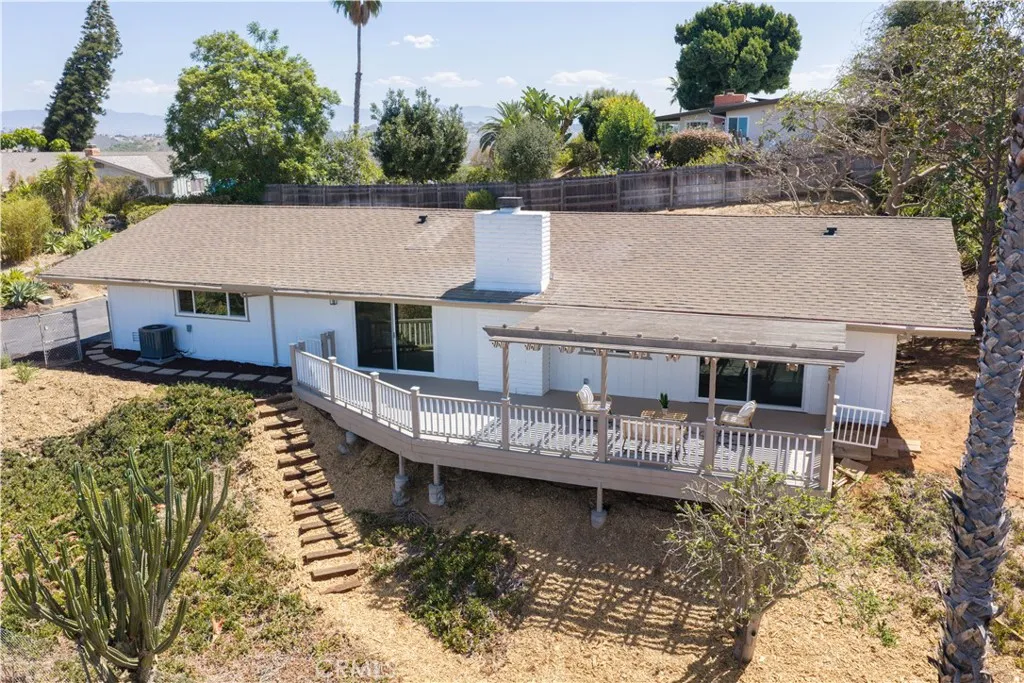 1205 Via Del Cerro, Vista, CA 92084 - Main photo, Vista, CA