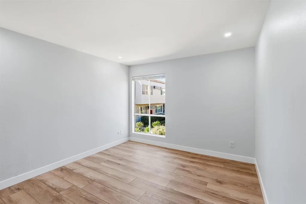 https://cdn.realtyfeed.com/cdn/127/307101664/d9120d746a418db1b9788adaa07ede55.webp