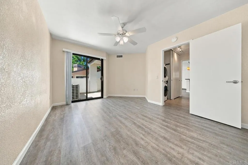 9709 Mesa Springs Way, #211, San Diego, CA 92126