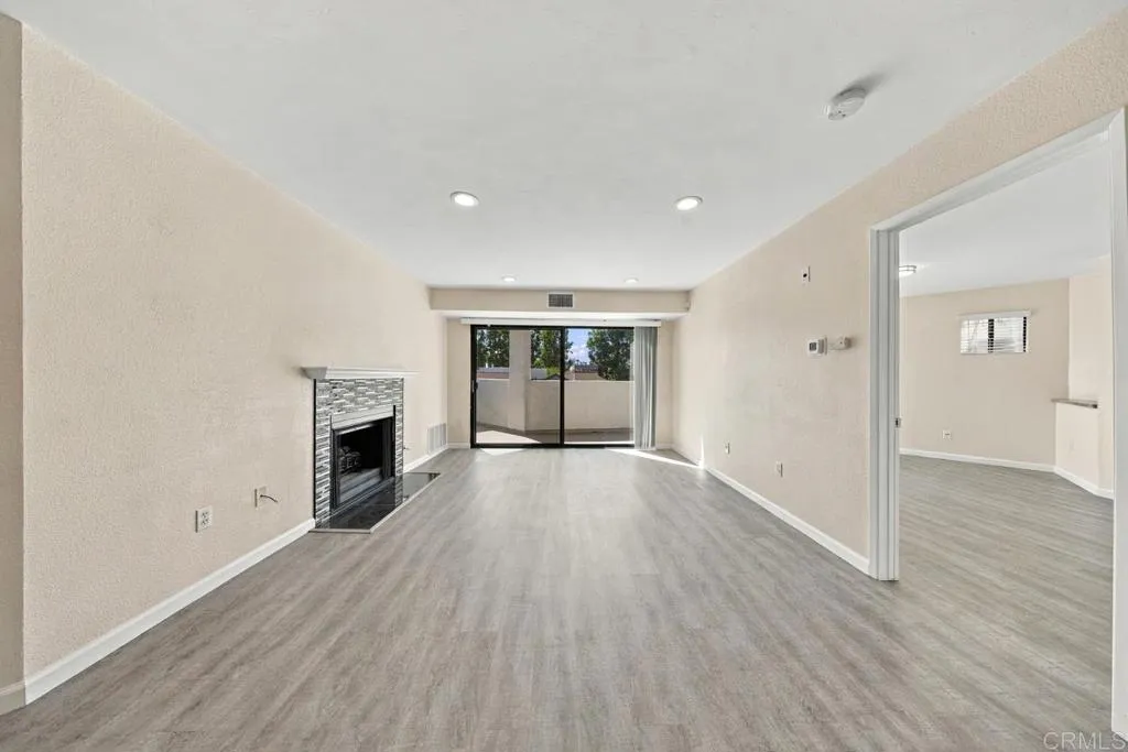 https://cdn.realtyfeed.com/cdn/127/307101722/37bd84983f3b5aa6ac3adaae54e5ca37.webp
