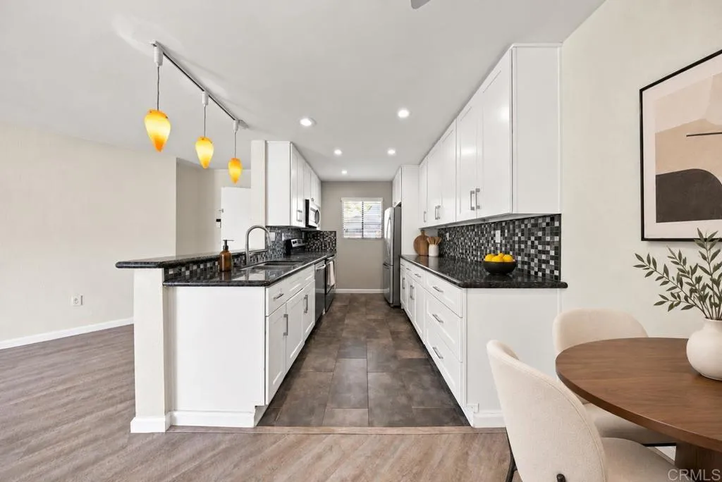 https://cdn.realtyfeed.com/cdn/127/307101722/bb6fd715b407d8ff4b3ce66b1ca2546e.webp