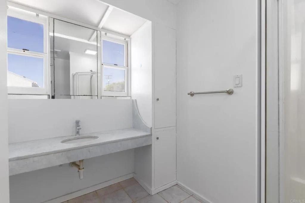 https://cdn.realtyfeed.com/cdn/127/307101758/2406f73b0486093daa077317e7936156.webp