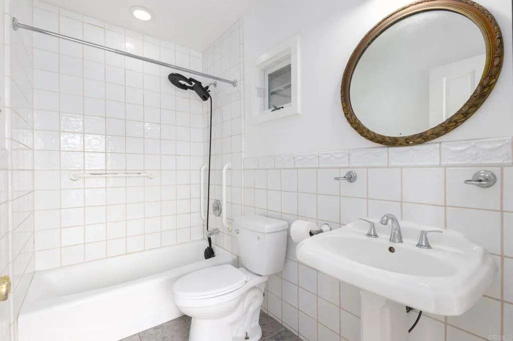 https://cdn.realtyfeed.com/cdn/127/307101758/ba3f704def491a42540827af530e6d17.webp