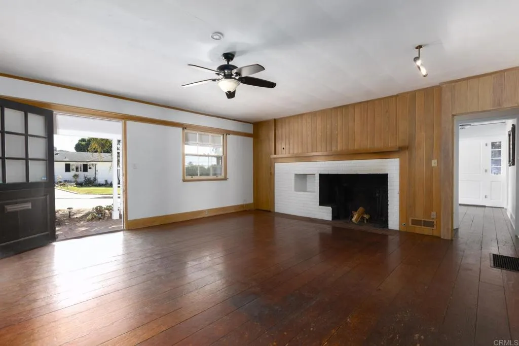https://cdn.realtyfeed.com/cdn/127/307101758/d44ba91cc43fa40bf830c6fc873f2d1a.webp