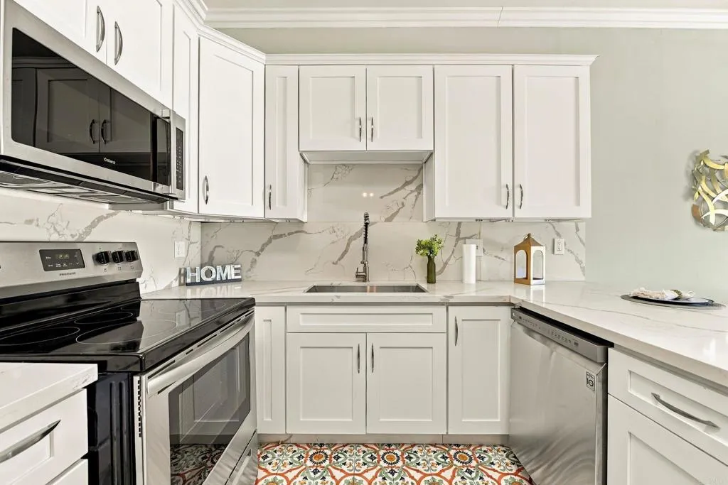https://cdn.realtyfeed.com/cdn/127/307101764/7a60dd02e6e95bb1adcbf71c6801ef07.webp