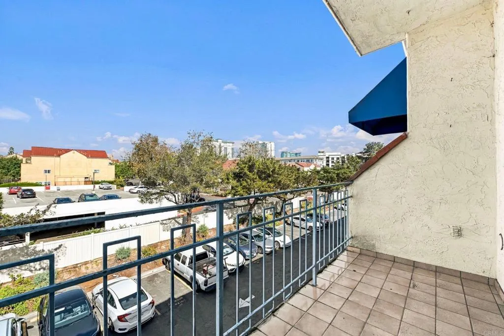 https://cdn.realtyfeed.com/cdn/127/307101764/a9fbbff439c3ba4654dc8e5a97f778fc.webp