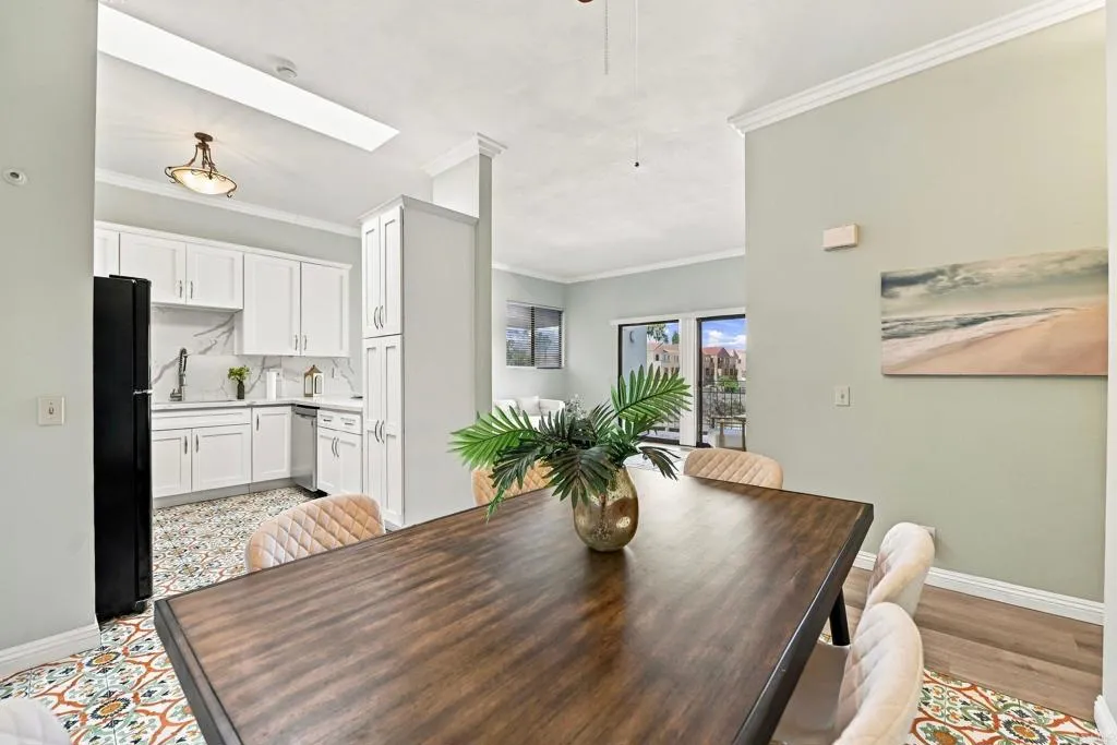 https://cdn.realtyfeed.com/cdn/127/307101764/bd8fecd92c1ae5aa02a2ff3a08843481.webp