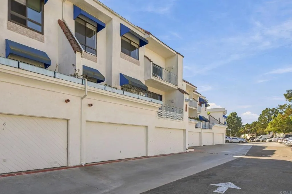 8310 Regents Road Unit 3h, San Diego, CA 92122 - Photo 2 of 27, San Diego, CA
