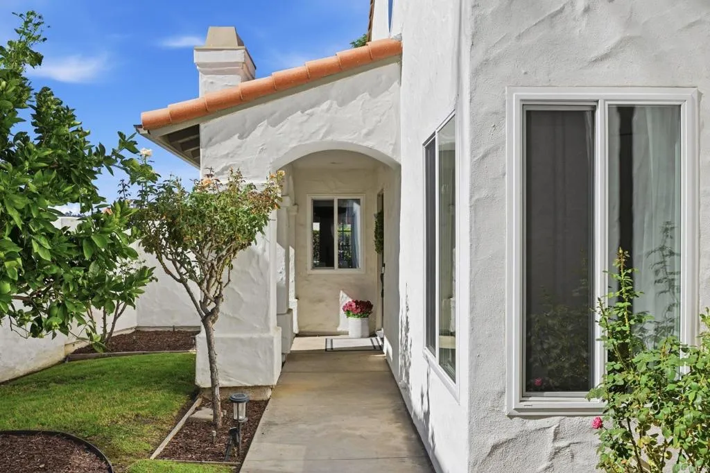 3707 Wildrose Glen, Escondido, CA 92025 - Photo 2 of 47, Escondido, CA