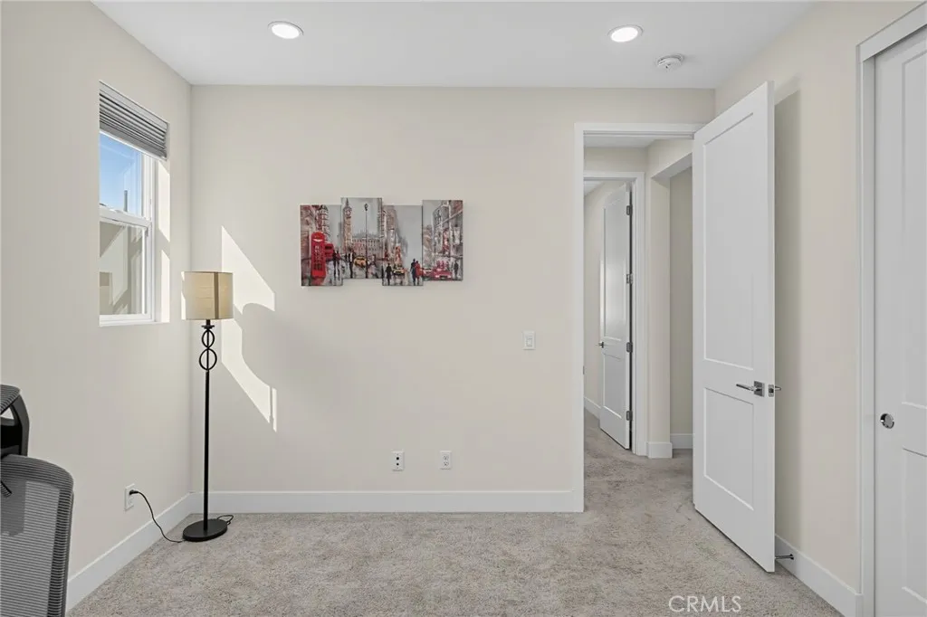 https://cdn.realtyfeed.com/cdn/127/307101797/0bd611c1245986c44d6455ea0e8e8db1.webp