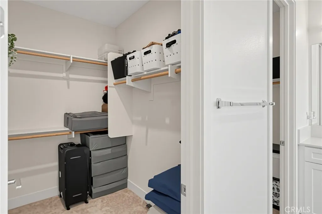 https://cdn.realtyfeed.com/cdn/127/307101797/350525c80eccf80a759bac697ae11398.webp
