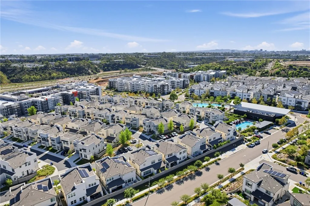 https://cdn.realtyfeed.com/cdn/127/307101797/73a7162e65b9f4e1b1054d5597b082c7.webp
