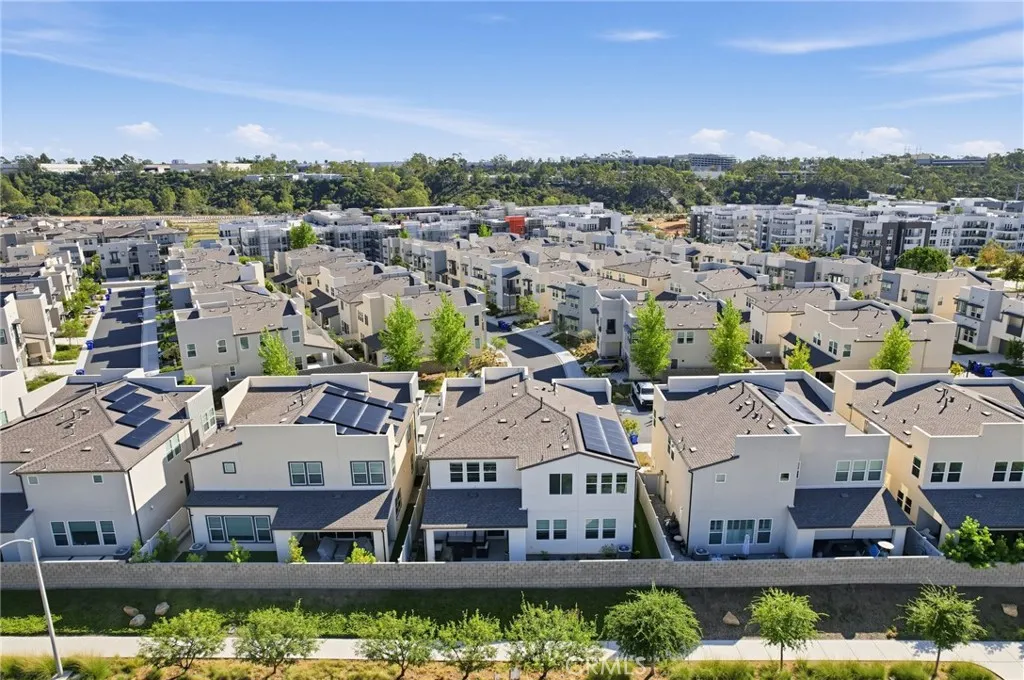 https://cdn.realtyfeed.com/cdn/127/307101797/9751bedb0e742cb02ca060cfae79dd20.webp