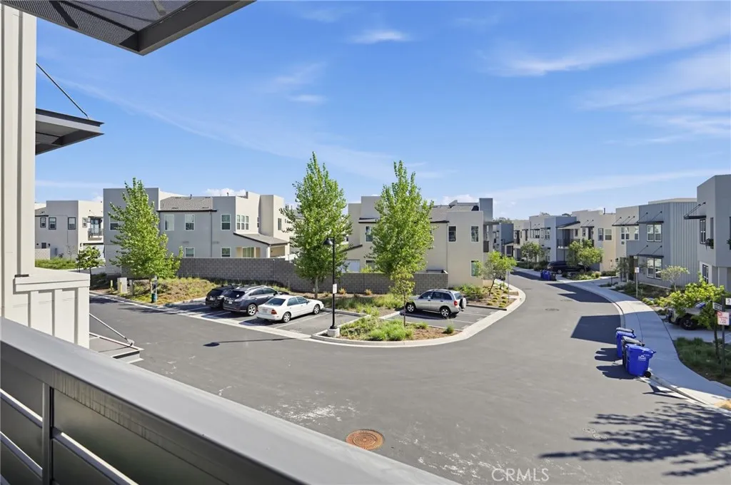 https://cdn.realtyfeed.com/cdn/127/307101797/bc70bbfde1b53be3aba7e8d5035cedba.webp