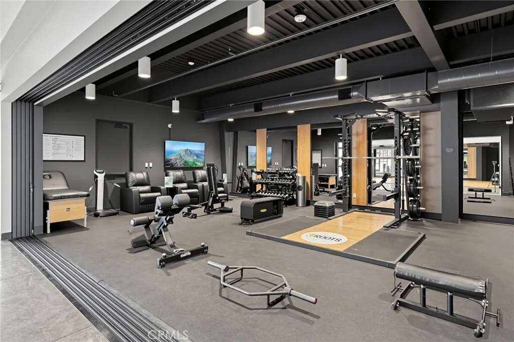 https://cdn.realtyfeed.com/cdn/127/307101797/f4b5146284c32778835274378cd5a963.webp