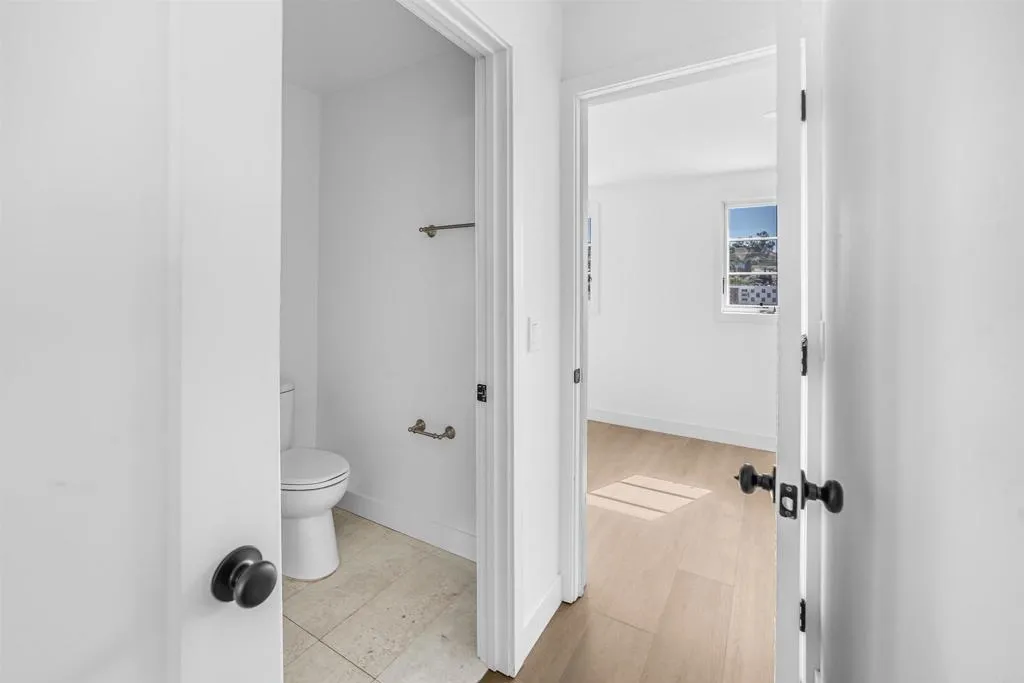 6327-1/2 Brooklyn Avenue, San Diego, CA 92114