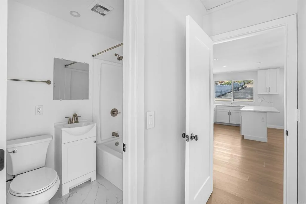 6327-1/2 Brooklyn Avenue, San Diego, CA 92114