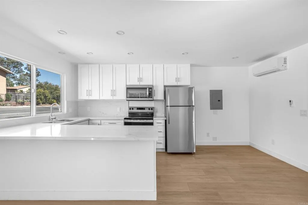 6327-1/2 Brooklyn Avenue, San Diego, CA 92114