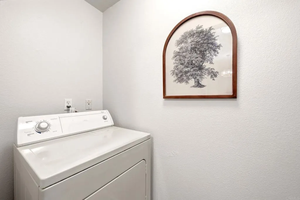 https://cdn.realtyfeed.com/cdn/127/307101849/f5c26f3fb99036cf08f36f217f6e9c74.webp