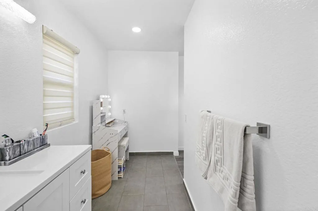 10739 Villa Bonita, Spring Valley, CA 91978