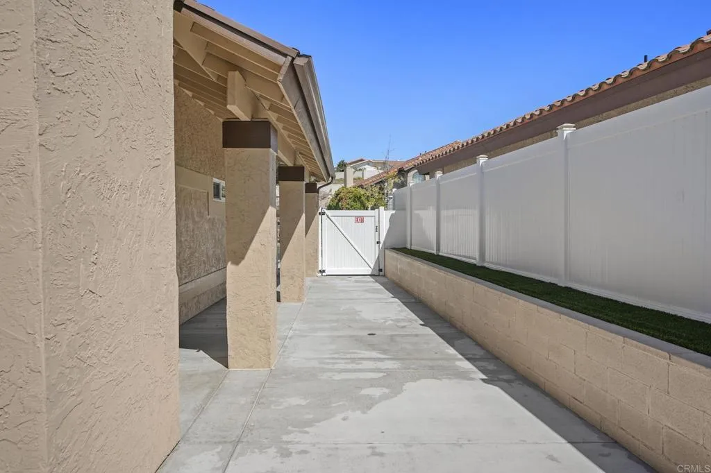 https://cdn.realtyfeed.com/cdn/127/307101889/938bad012f7e854001b7dd9e90221a42.webp