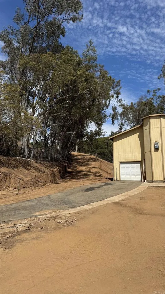 11271 Calle Oro Verde, Valley Center, CA 92082 - Photo 4 of 15, Valley Center, CA