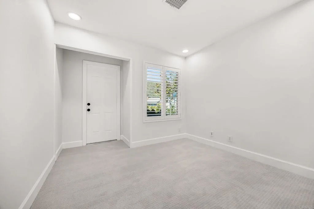 https://cdn.realtyfeed.com/cdn/127/307101915/a2abd735b7f5d046de78727048d50ebd.webp