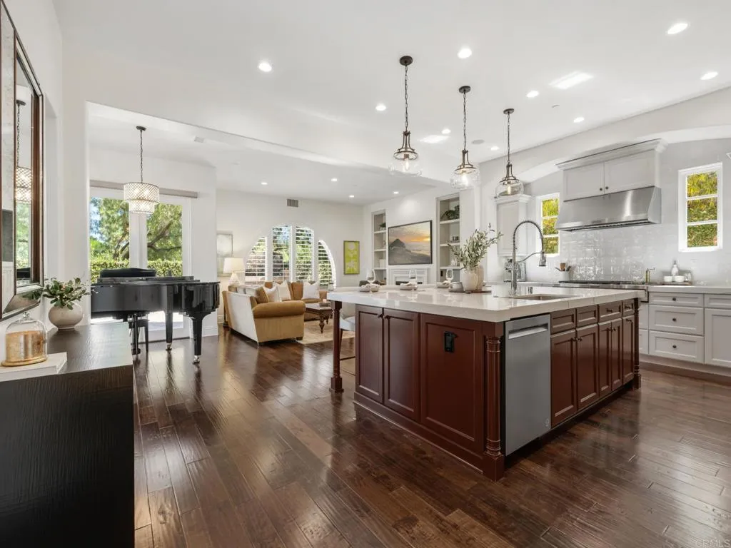 7947 High Time Ridge, San Diego, CA 92067 7947 High Time Ridge, San Diego, CA 92067