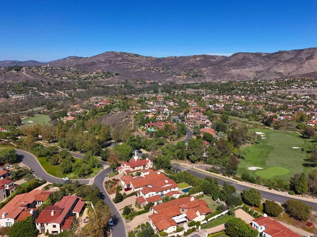 7947 High Time Ridge, San Diego, CA 92067 7947 High Time Ridge, San Diego, CA 92067