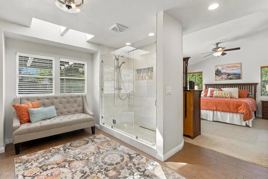 https://cdn.realtyfeed.com/cdn/127/307101937/73e352ebaf9c46b54f2f6a282f1ff915.webp