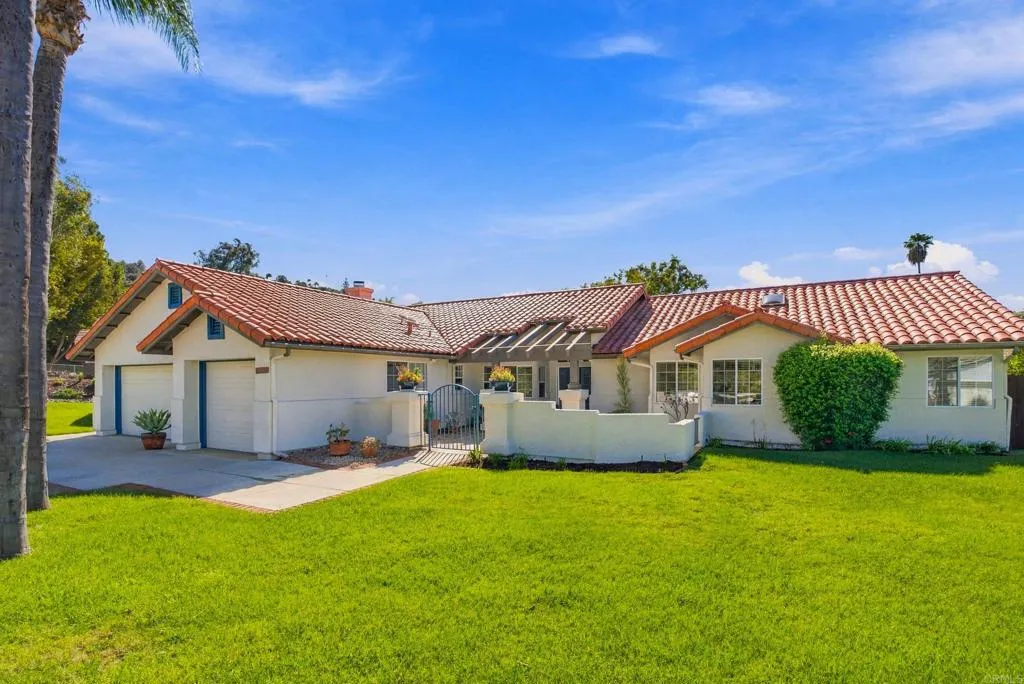 https://cdn.realtyfeed.com/cdn/127/307101937/e798bd904bfc84ee146d8c010aef17d9.webp