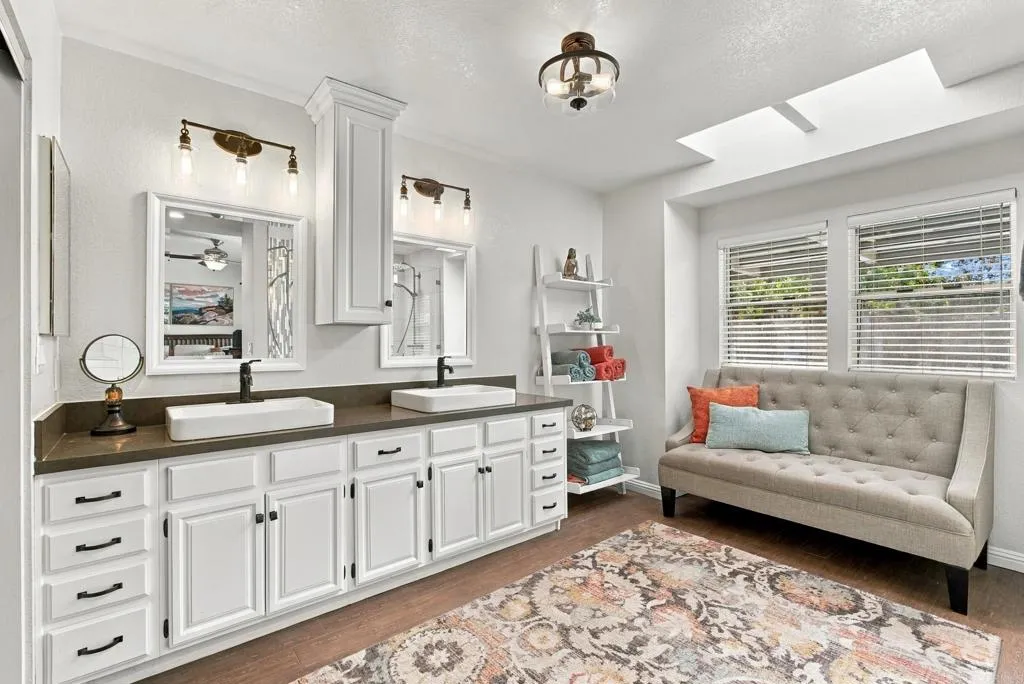 https://cdn.realtyfeed.com/cdn/127/307101937/f7d8b2a10a5409595a871a19d042d3c6.webp