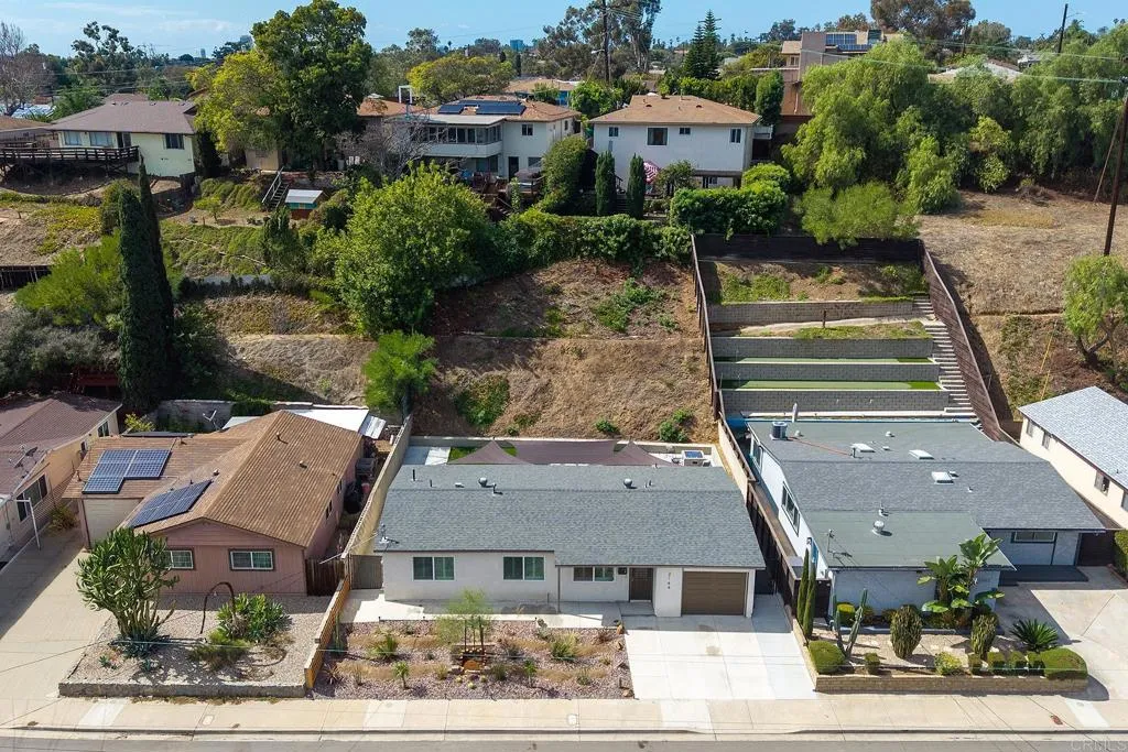 https://cdn.realtyfeed.com/cdn/127/307101986/4a5da460625dbdcf3731a89ba2ee1ee2.webp