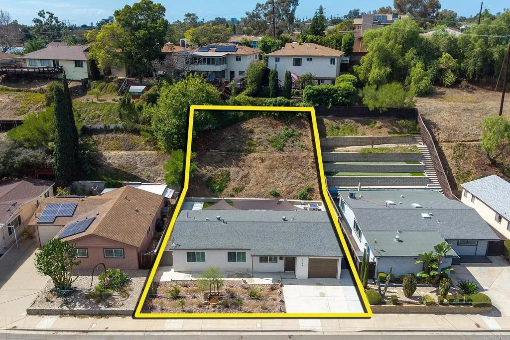 https://cdn.realtyfeed.com/cdn/127/307101986/72b97d609b563519798b69aee28ddd11.webp