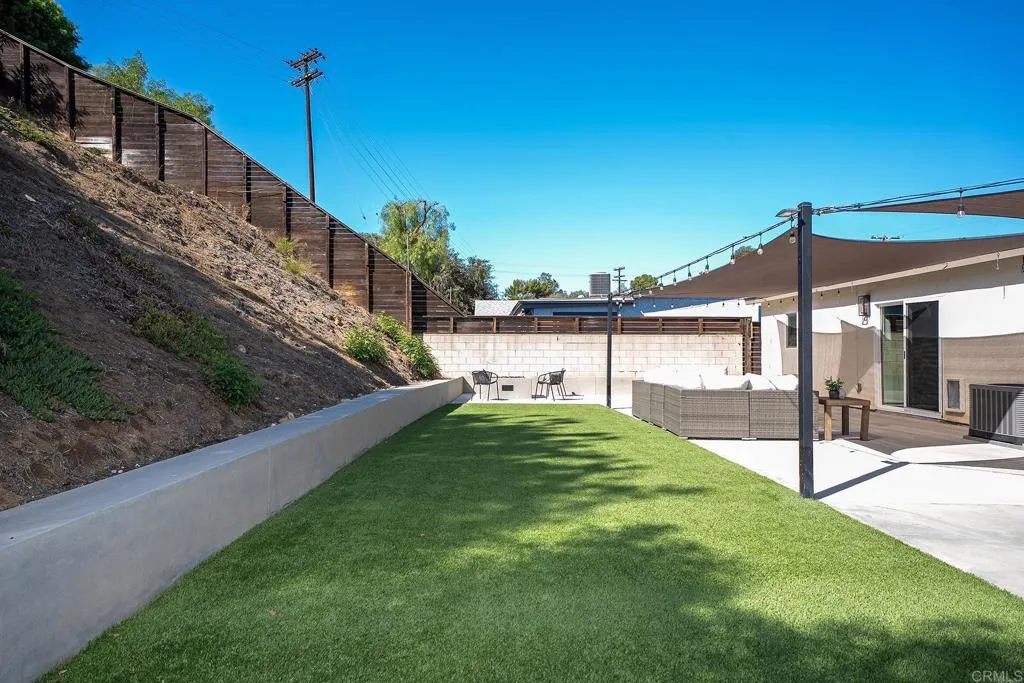 https://cdn.realtyfeed.com/cdn/127/307101986/adf76c57ed39162f7b312d24d93ccdc0.webp