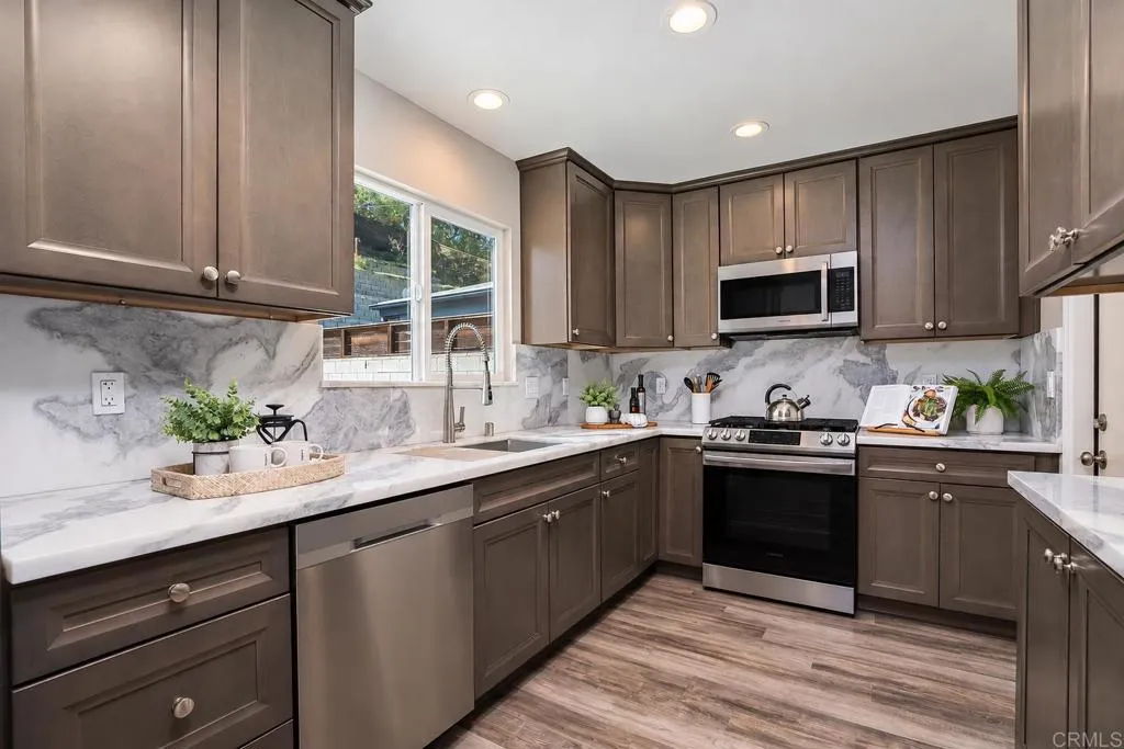 https://cdn.realtyfeed.com/cdn/127/307101986/b22d09412a68eab15c7cf3e5d4fa2b70.webp