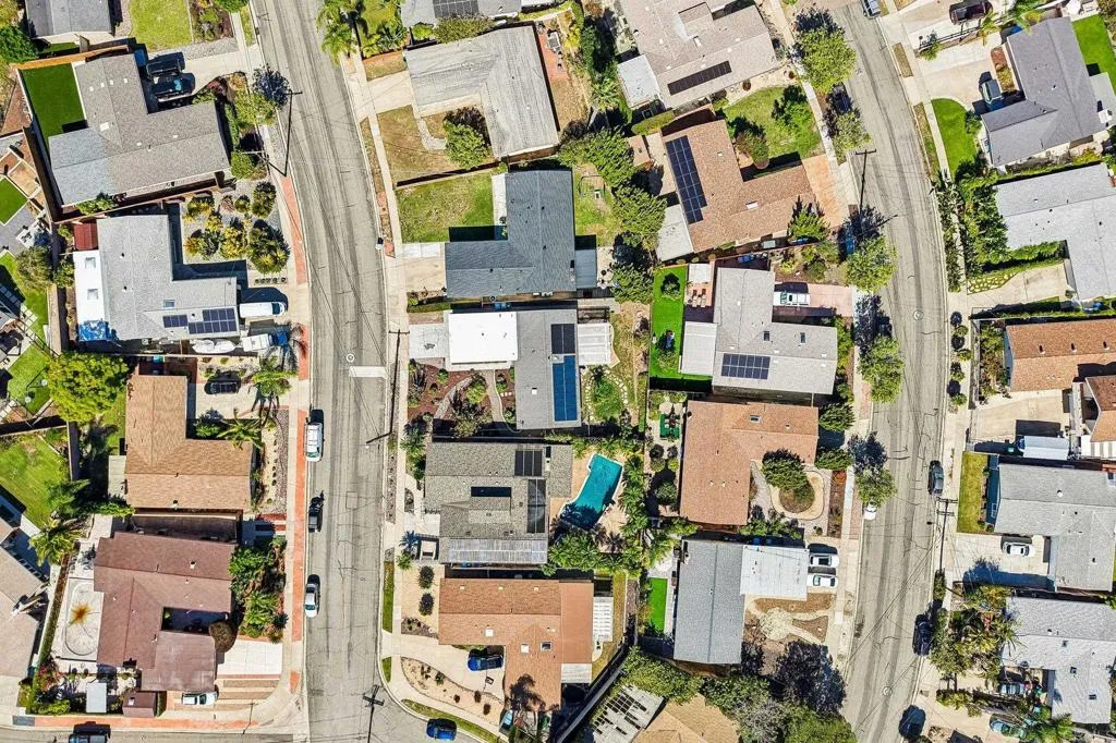 https://cdn.realtyfeed.com/cdn/127/307101994/0c0e25e956b663234790bcb67ff64425.webp