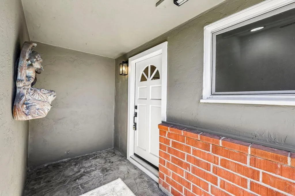 https://cdn.realtyfeed.com/cdn/127/307101994/40f5a17d9606205b03f0730571392cf7.webp