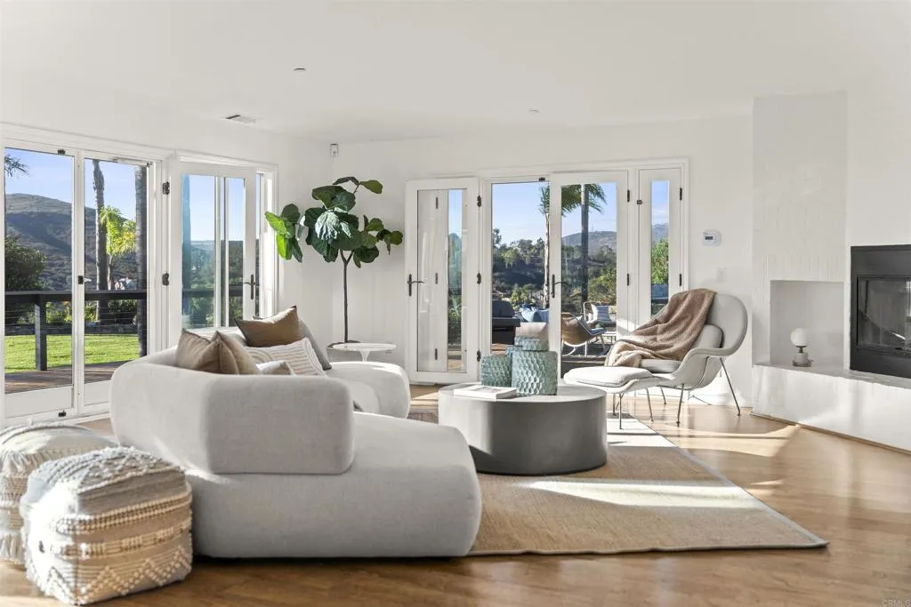 https://cdn.realtyfeed.com/cdn/127/307102051/0f77b86ec5cebc6313fffe0145e1678d.webp