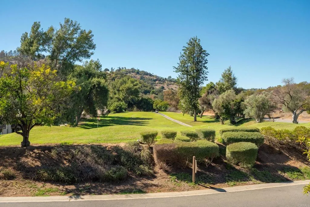 1624 Pala Lake Dr, Fallbrook, CA 92028