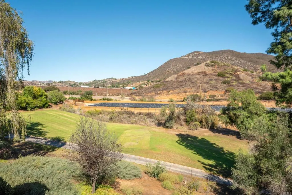 1624 Pala Lake Dr, Fallbrook, CA 92028