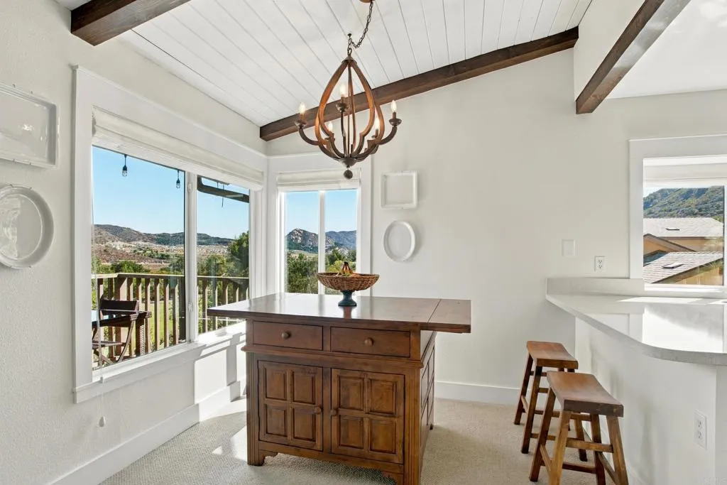 1624 Pala Lake Dr, Fallbrook, CA 92028