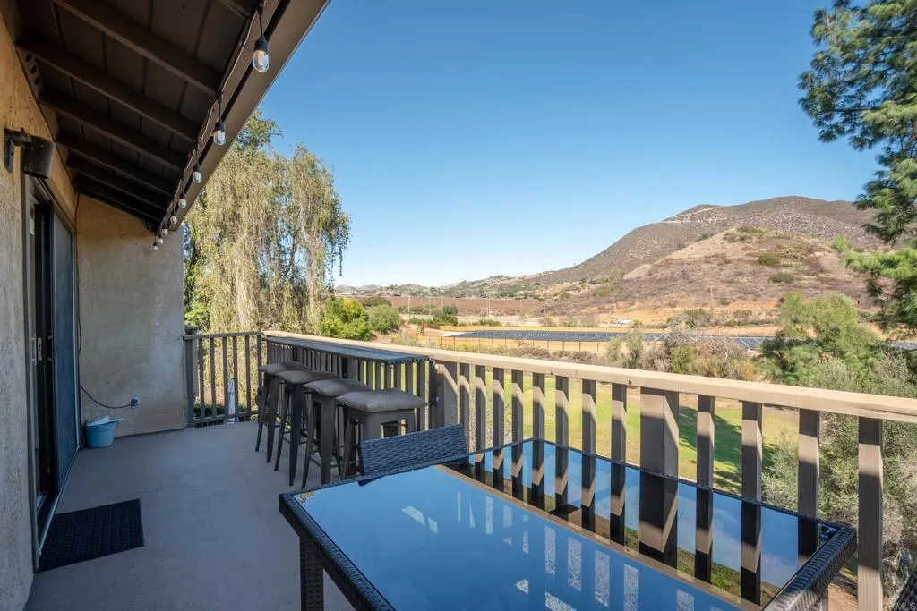 1624 Pala Lake Dr, Fallbrook, CA 92028 - Photo 3 of 39, Fallbrook, CA