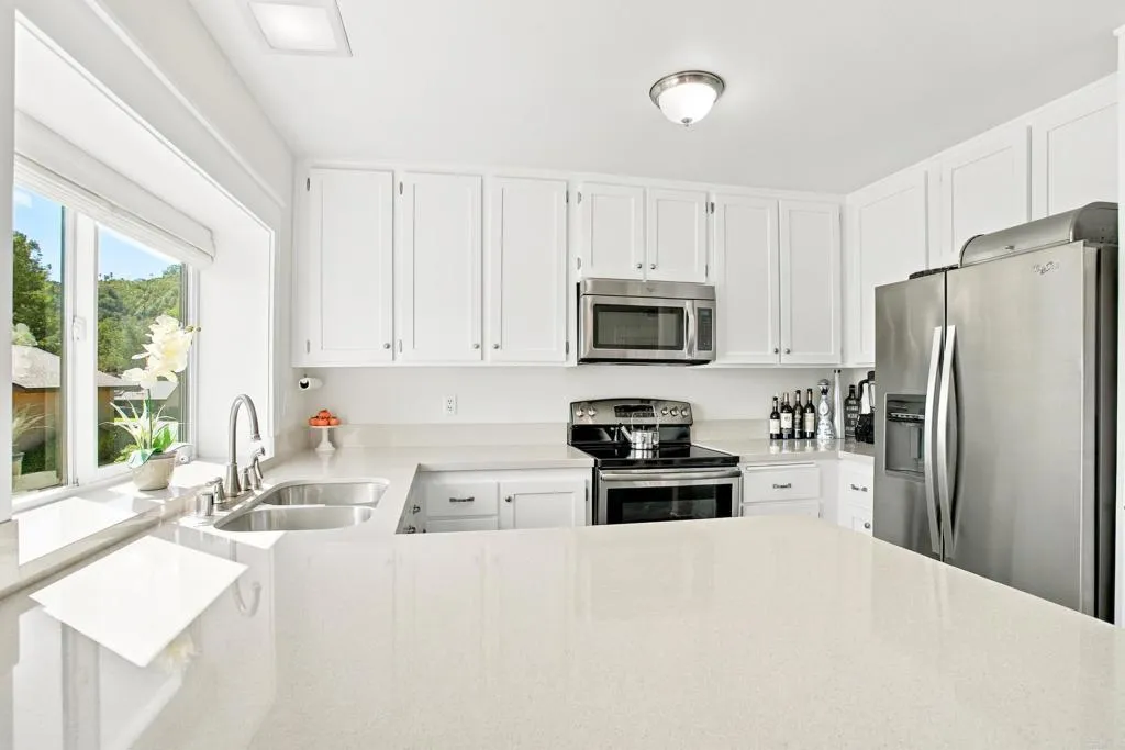 1624 Pala Lake Dr, Fallbrook, CA 92028