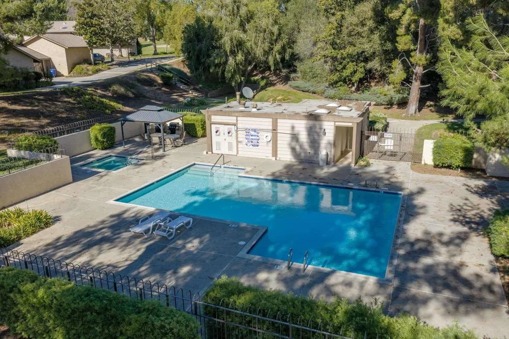 1624 Pala Lake Dr, Fallbrook, CA 92028