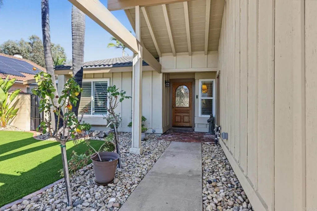 https://cdn.realtyfeed.com/cdn/127/307102107/d19b6b41f390619de204278654b4393f.webp