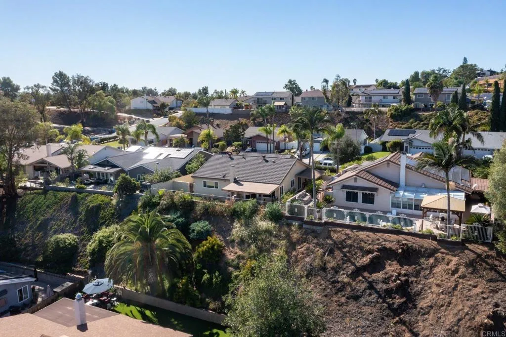 https://cdn.realtyfeed.com/cdn/127/307102107/ddb14c16f1cd5f1e0da2f4fbdefa5451.webp