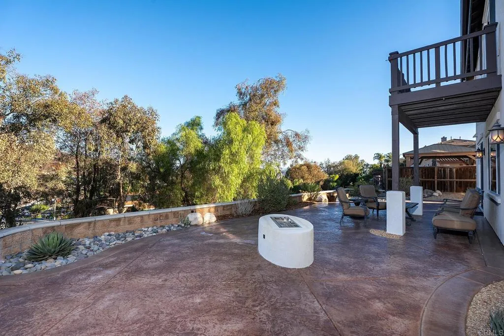 https://cdn.realtyfeed.com/cdn/127/307102136/16675d57b51bbd4921e7d64a10c36cf1.webp