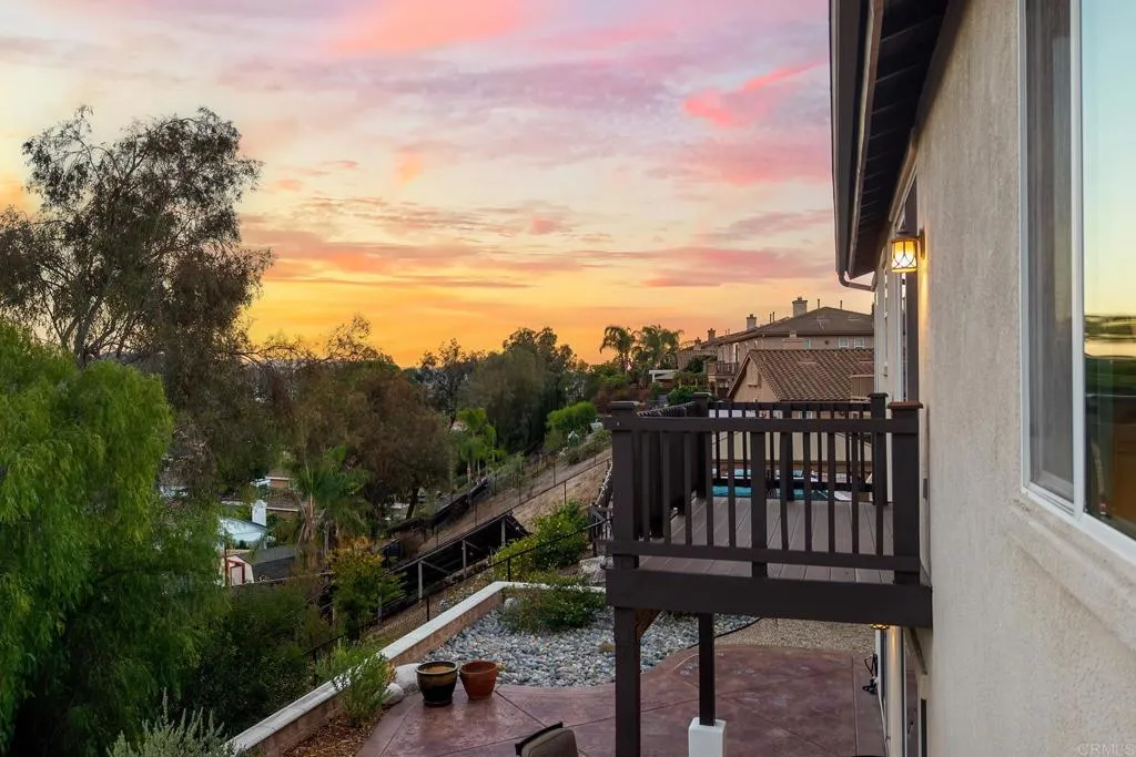 https://cdn.realtyfeed.com/cdn/127/307102136/5e27294b1389325d5afb649aa9f5d6ab.webp