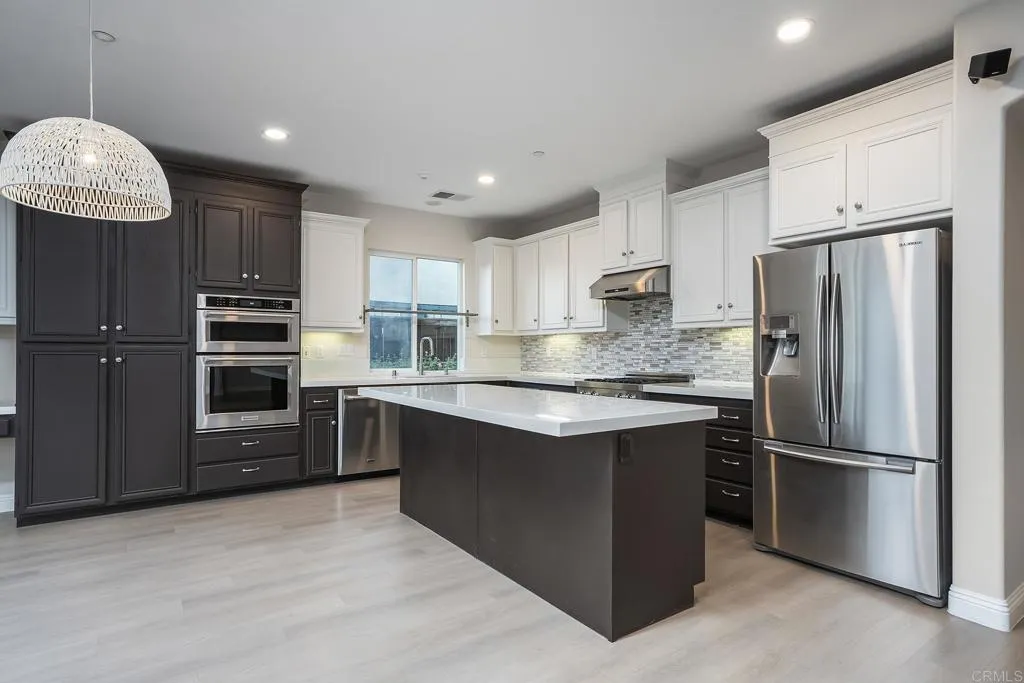 https://cdn.realtyfeed.com/cdn/127/307102136/ec1558c32b9c2b1b40283511ec788e59.webp